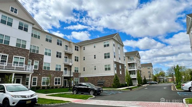 542 Lorhan Drive, Piscataway, NJ 08854