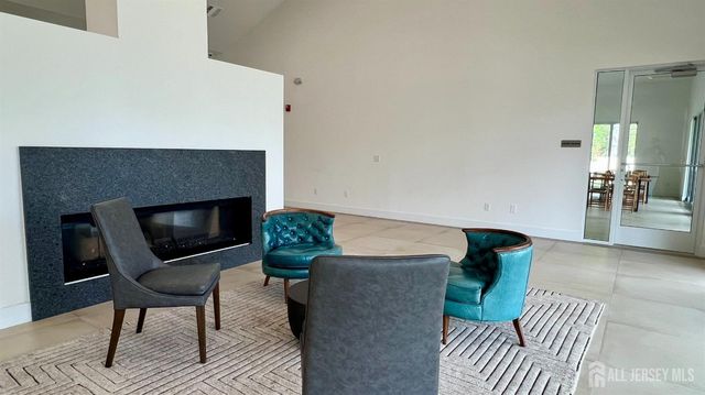 542 Lorhan Drive, Piscataway, NJ 08854