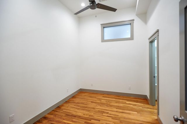 200 W Brown Street 203, Ennis, TX 75119