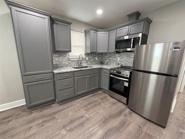 1146 Majestic Street A, Houston, TX 77020