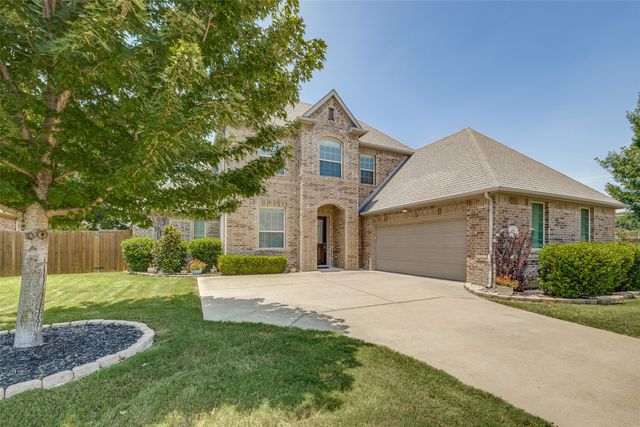 6900 Golf Green Drive, Arlington, TX 76001