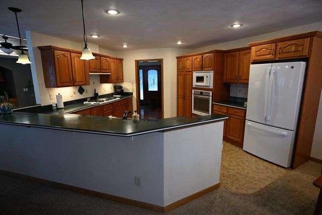 11365 US Highway 14 N, Brooklyn, WI 53521