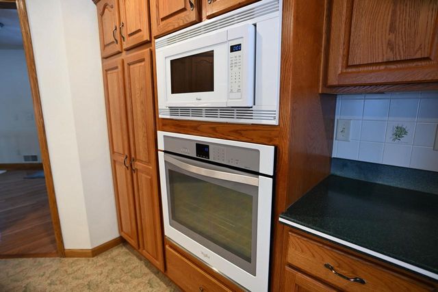 11365 US Highway 14 N, Brooklyn, WI 53521