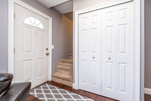 27025 Alger Street, Madison Heights, MI 48071