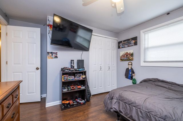 27025 Alger Street, Madison Heights, MI 48071