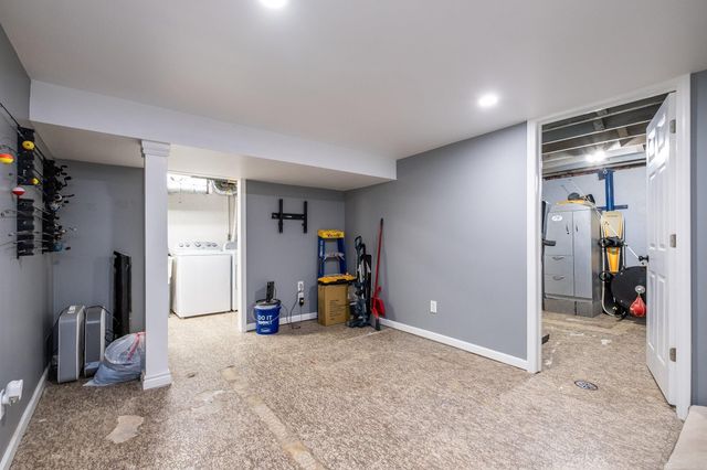 27025 Alger Street, Madison Heights, MI 48071