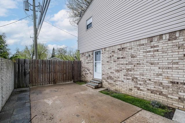 27025 Alger Street, Madison Heights, MI 48071