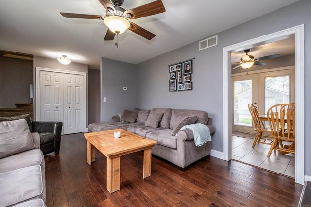 27025 Alger Street, Madison Heights, MI 48071