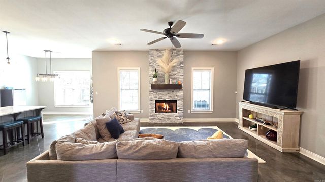 1530 Poteete Drive, Conway, AR 72034