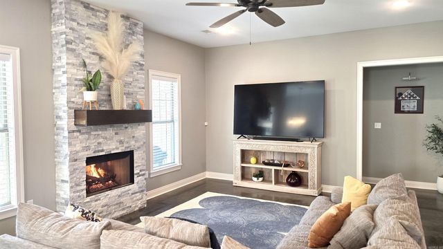 1530 Poteete Drive, Conway, AR 72034