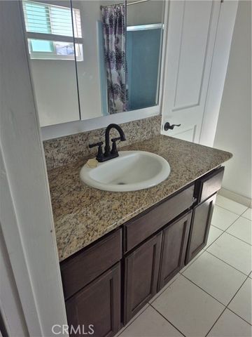 12621 S Hoover, Los Angeles, CA 90044