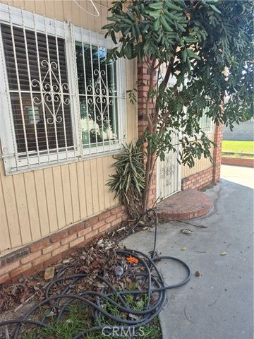 12621 S Hoover, Los Angeles, CA 90044