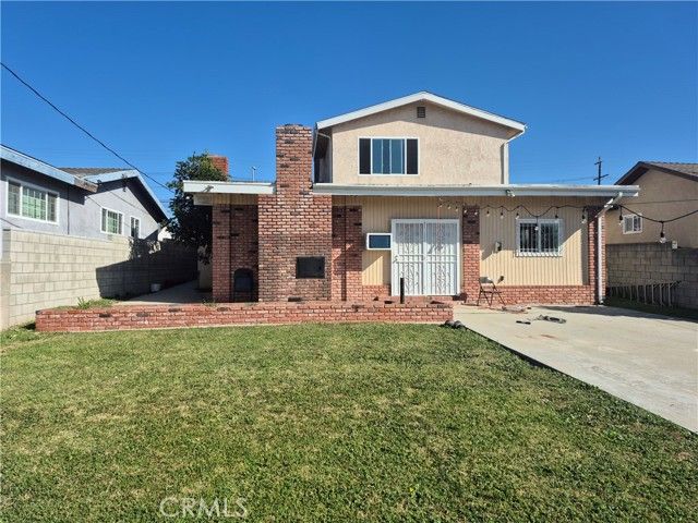12621 S Hoover, Los Angeles, CA 90044