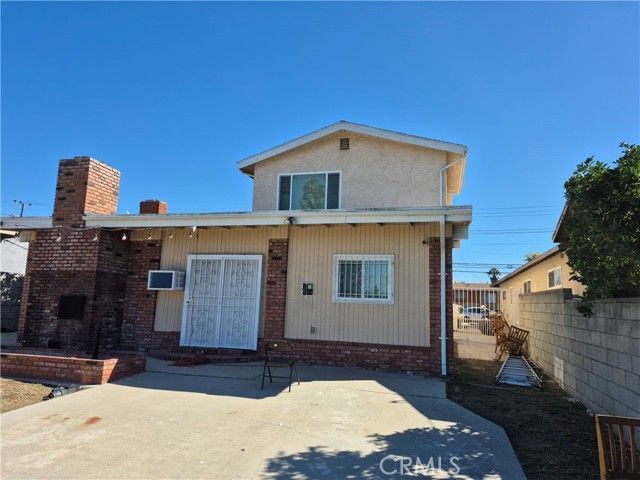 12621 S Hoover, Los Angeles, CA 90044