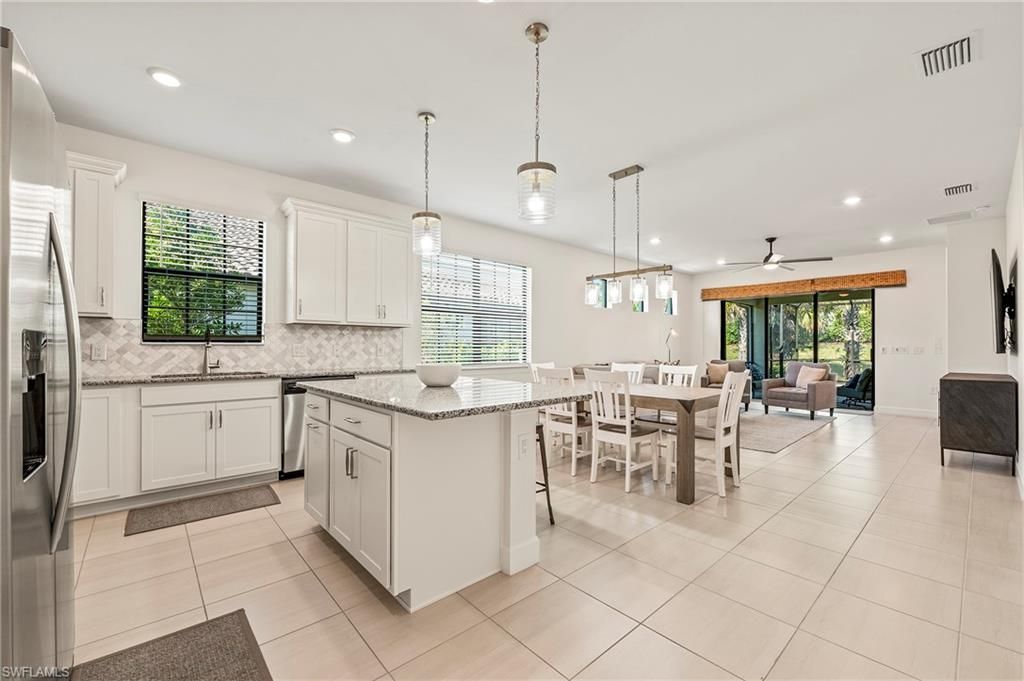 12350 Canal Grande DR, FORT MYERS, FL 33913 — photo 3