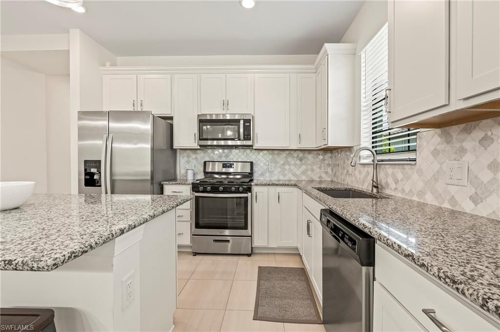 12350 Canal Grande DR, FORT MYERS, FL 33913 — photo 4
