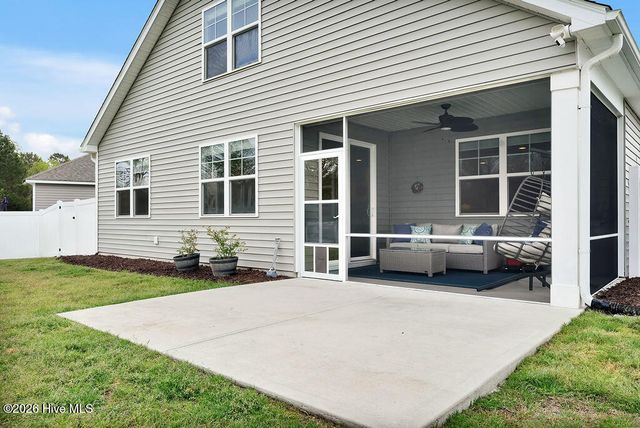 1905 Bards Drive SE, Bolivia, NC 28422