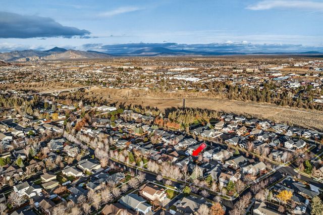 920 NW 15th Street, Redmond, OR 97756