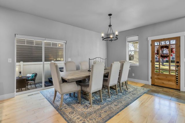 920 NW 15th Street, Redmond, OR 97756