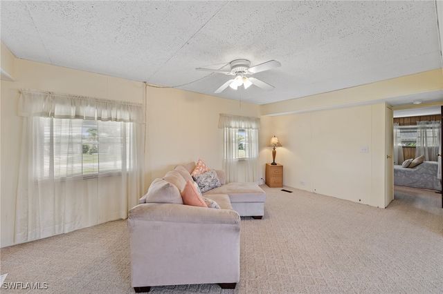 16 San Remo CIR, Naples, FL 34112