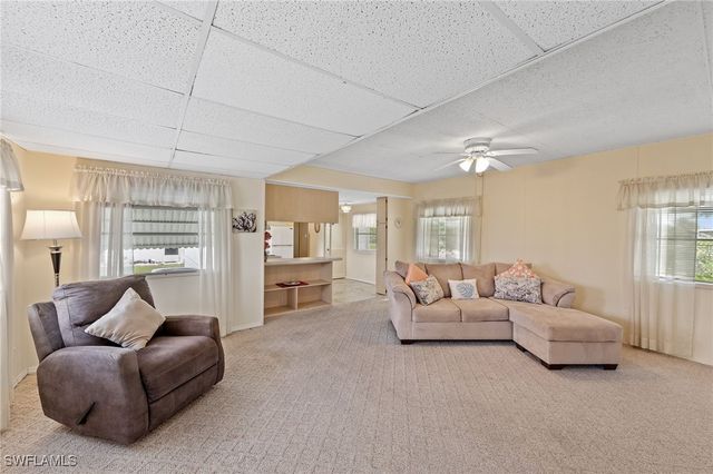 16 San Remo CIR, Naples, FL 34112