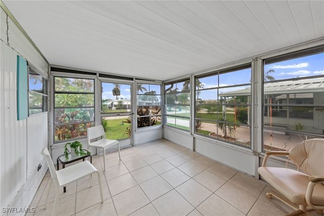 16 San Remo CIR, Naples, FL 34112