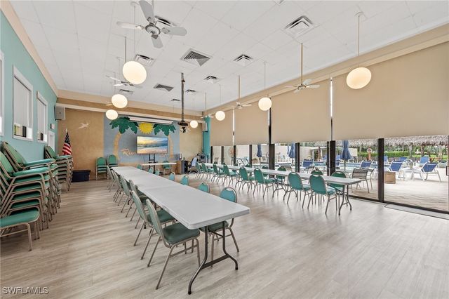 16 San Remo CIR, Naples, FL 34112