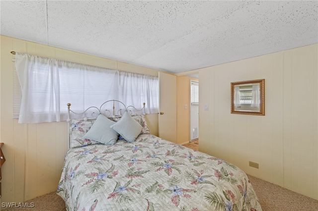 16 San Remo CIR, Naples, FL 34112