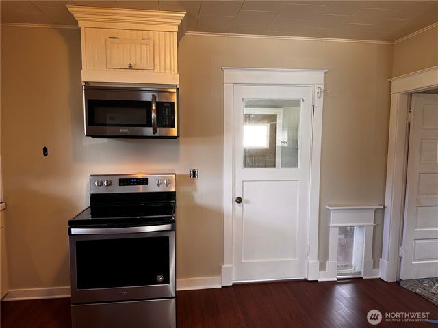 239 W 5th Street, Port Angeles, WA 98362