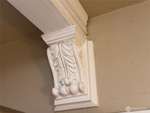 239 W 5th Street, Port Angeles, WA 98362