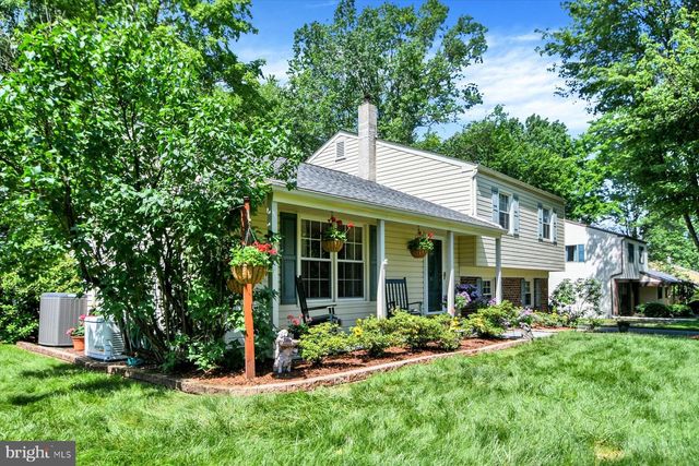 106 GERTRUDE DR, Chalfont, PA 18914