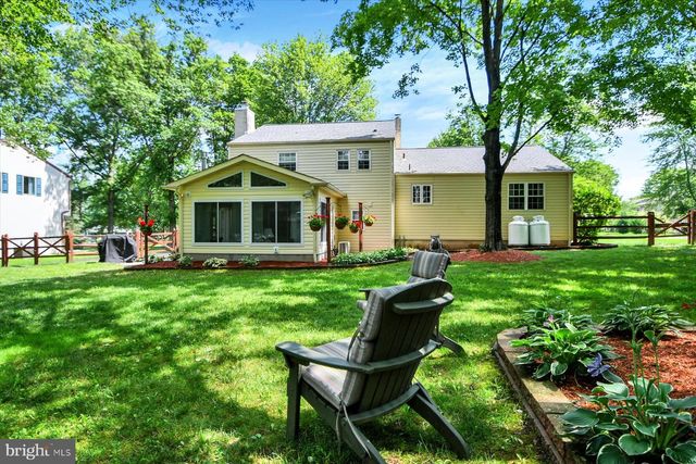 106 GERTRUDE DR, Chalfont, PA 18914