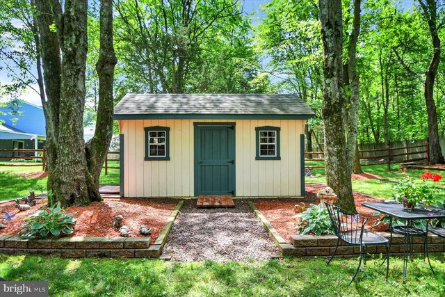 106 GERTRUDE DR, Chalfont, PA 18914