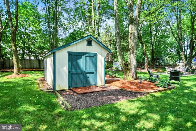 106 GERTRUDE DR, Chalfont, PA 18914