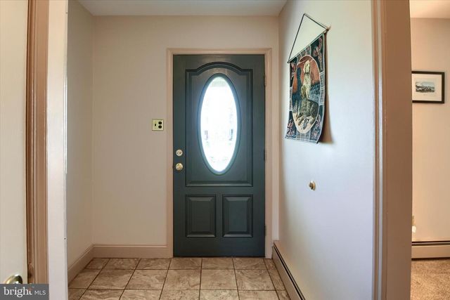 106 GERTRUDE DR, Chalfont, PA 18914