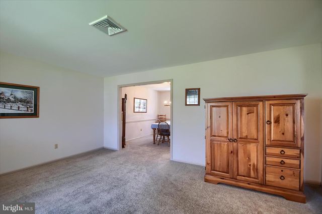 106 GERTRUDE DR, Chalfont, PA 18914