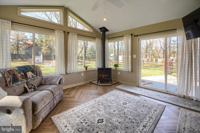 106 GERTRUDE DR, Chalfont, PA 18914