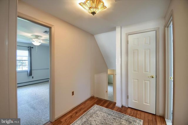 106 GERTRUDE DR, Chalfont, PA 18914