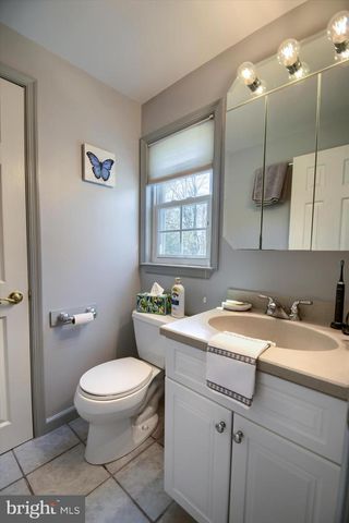 106 GERTRUDE DR, Chalfont, PA 18914