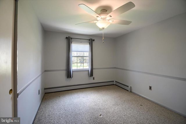 106 GERTRUDE DR, Chalfont, PA 18914