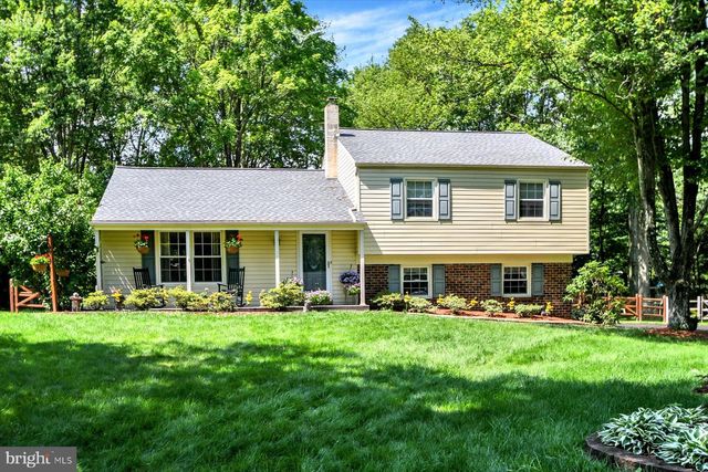 106 GERTRUDE DR, Chalfont, PA 18914