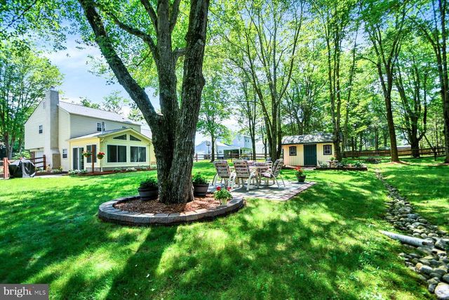 106 GERTRUDE DR, Chalfont, PA 18914