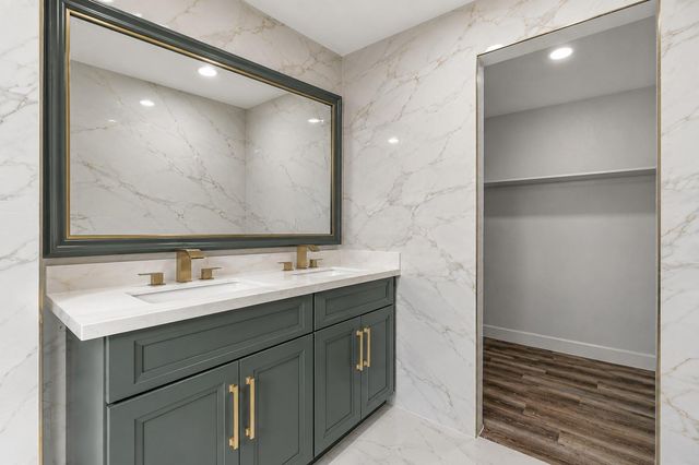 5411 Ariel Street, Houston, TX 77096