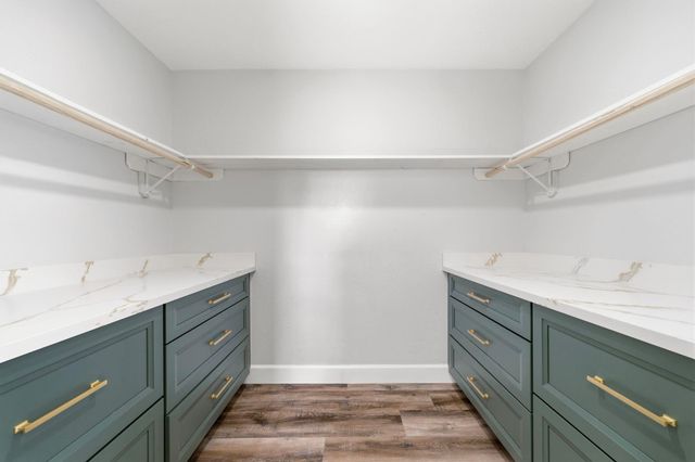 5411 Ariel Street, Houston, TX 77096