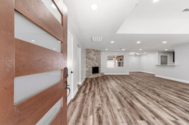 5411 Ariel Street, Houston, TX 77096