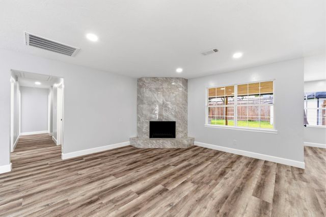 5411 Ariel Street, Houston, TX 77096