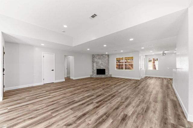 5411 Ariel Street, Houston, TX 77096