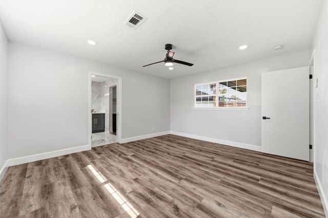 5411 Ariel Street, Houston, TX 77096