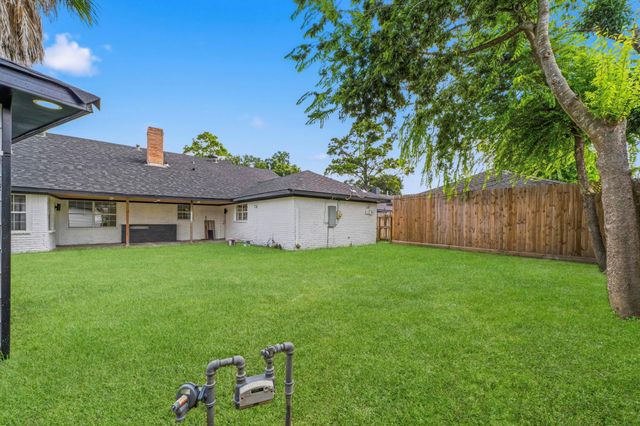 5411 Ariel Street, Houston, TX 77096