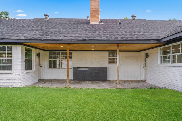 5411 Ariel Street, Houston, TX 77096
